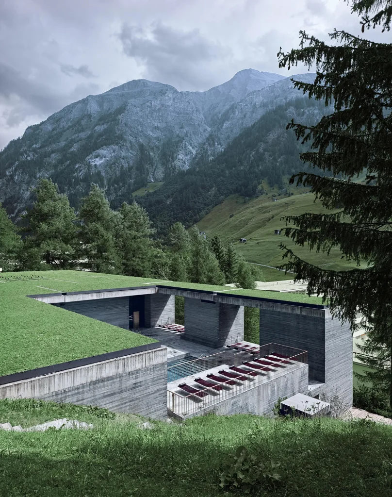 1. Termas de Vals (Therme Vals) - Peter Zumthor (Suiza)